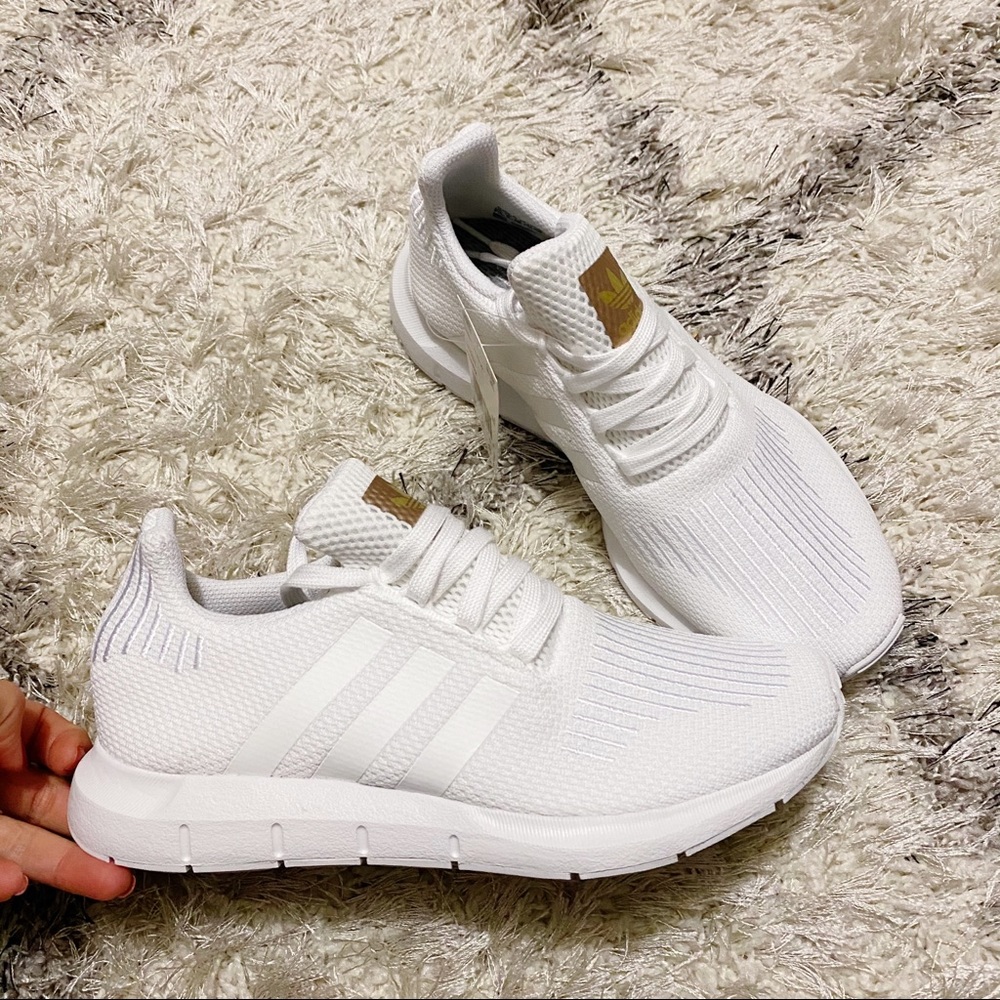 Adidas • Swift Run Sneakers - Picture 14 of 14